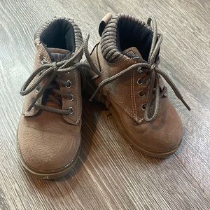 Toddler boots